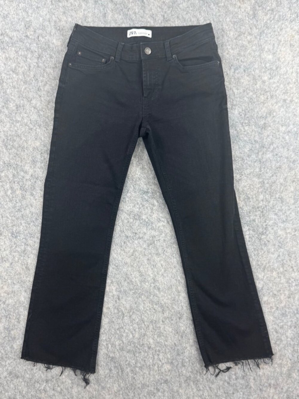 Zara Womens Black Jeans Crop Raw Hem Sz 8 Low Rise Stretch Fray